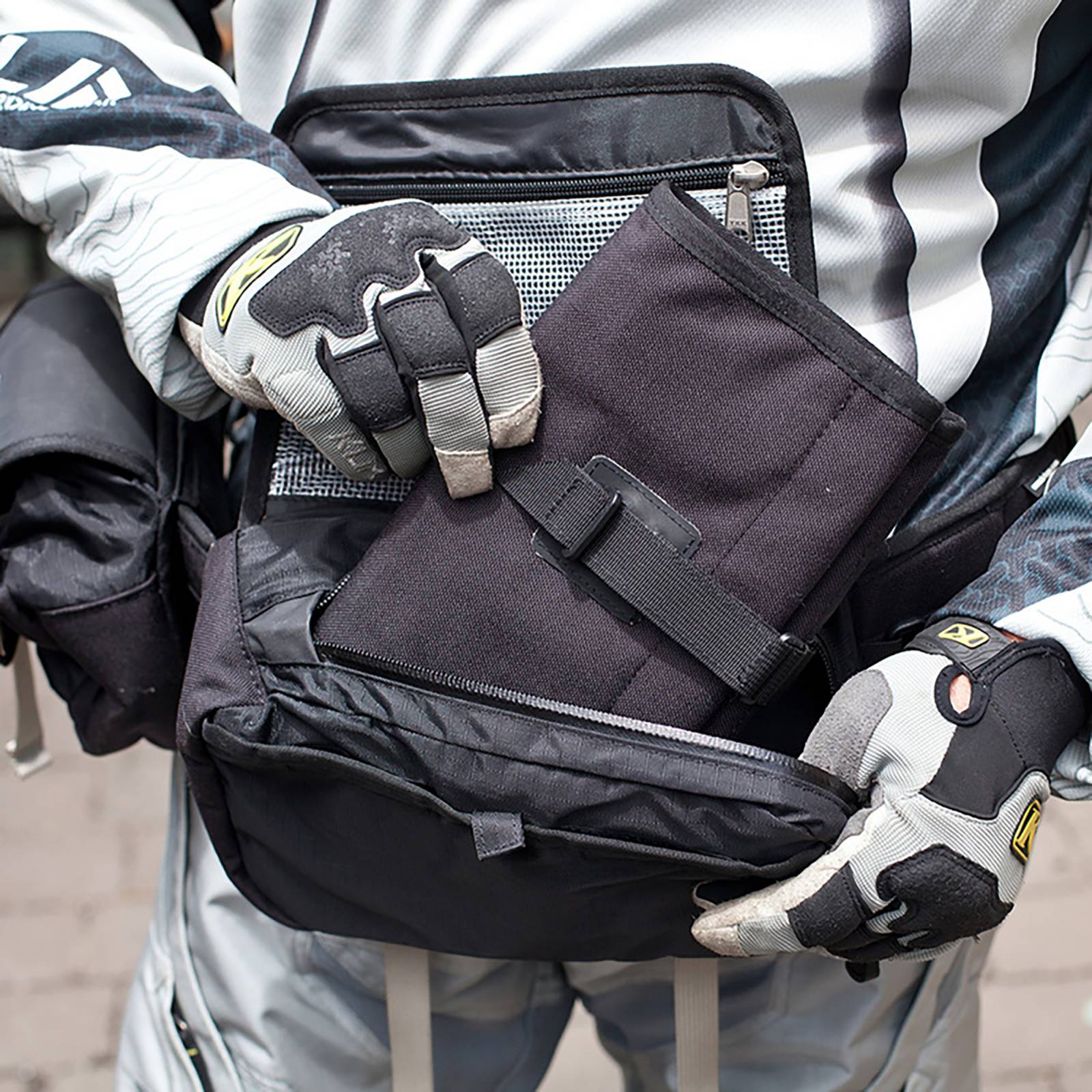 Kriega R8 Waistpack | Riders Line
