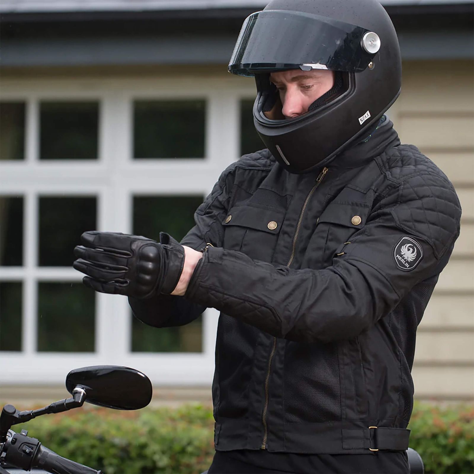 Ducati Smart Jacket: Innovative sleeveless air vest - The Bikers Nod