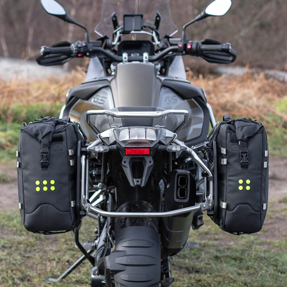 Kreiga OS-22 Combo Attached To Kriega OS-Platfoms On BMW GS