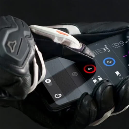 Macna Era RTX glove Touch Tip Thumb And Finger