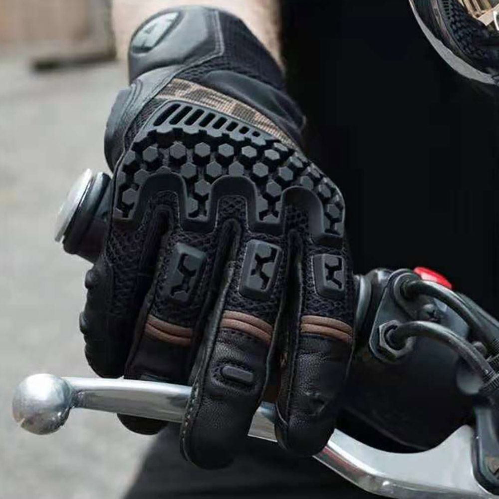REVIT Sand 3 Gloves Key Features